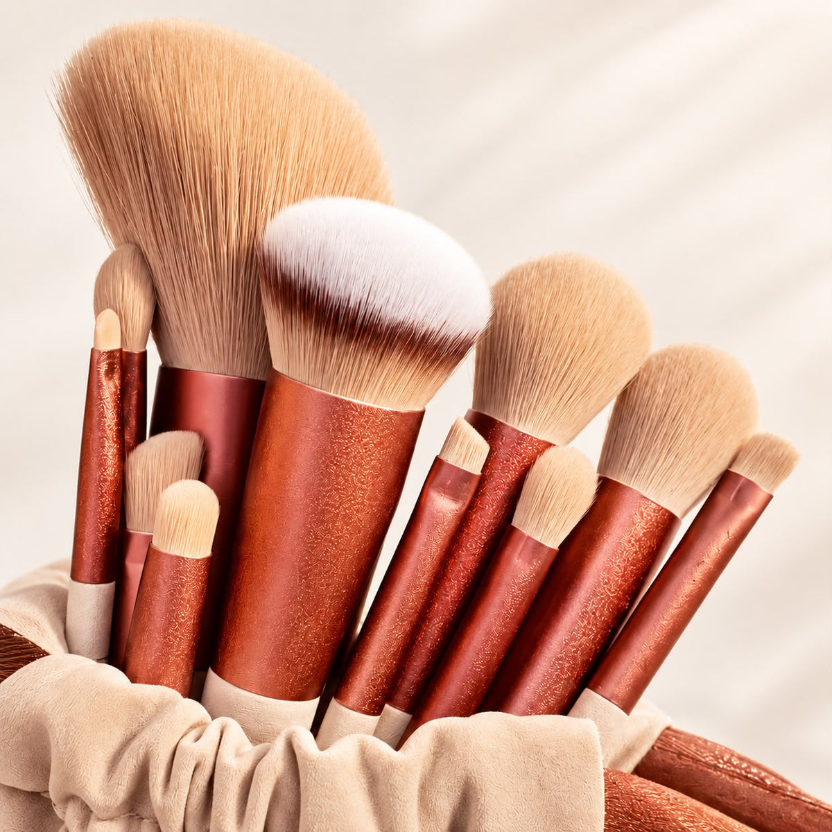 Set de 13 Pinceaux de Maquillage Lunearia